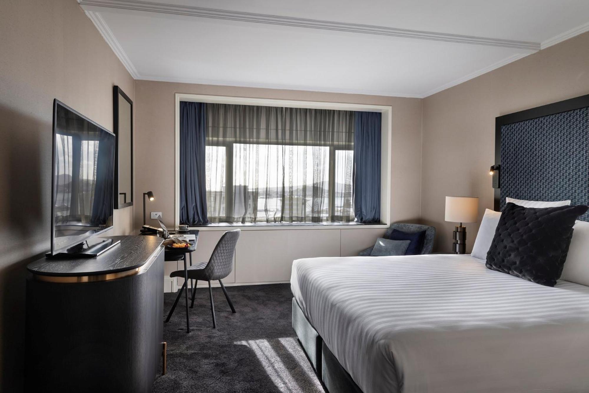 Pullman Auckland Hotel & Apartments Eksteriør billede Deluxe room